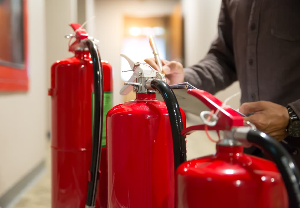 8 Best Practices for Fire Extinguisher Systems in Warehouses